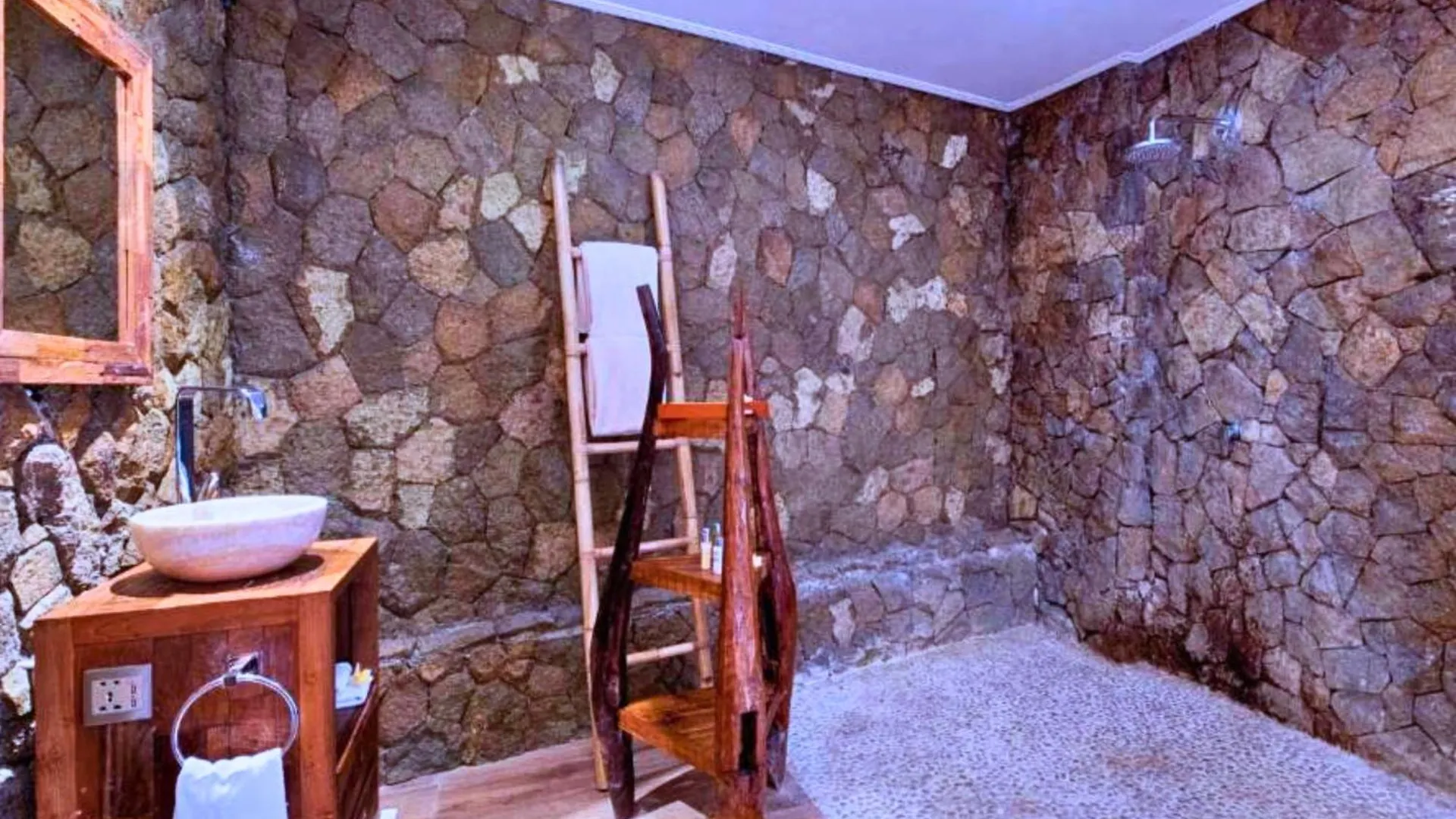Alano 4 Bedroom Pool Villa Ju35 ウブド